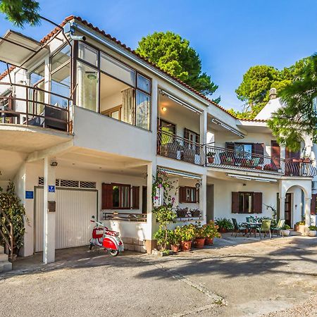 Apartmani Lovrenco Krvavica Bagian luar foto