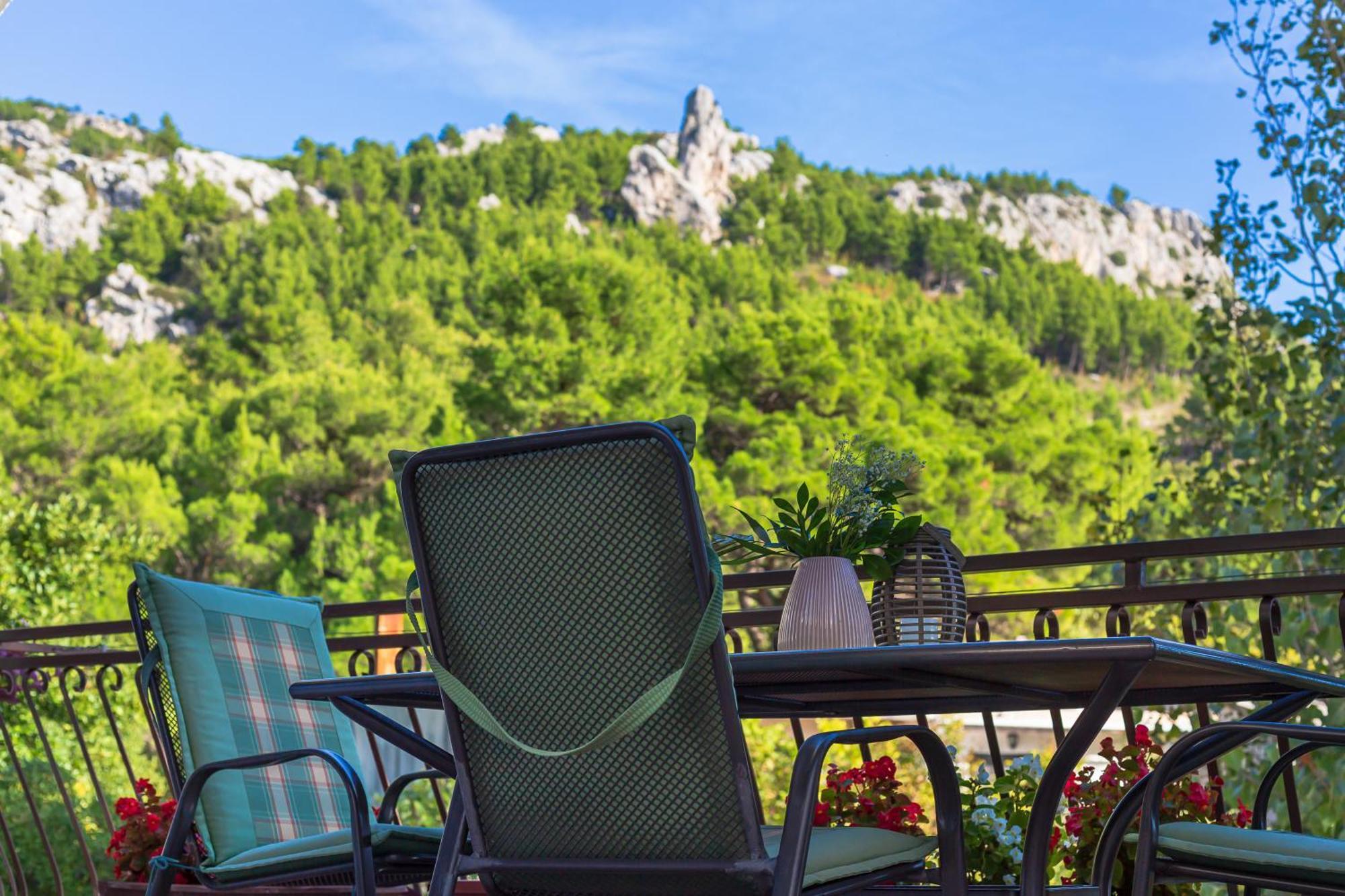 Apartmani Lovrenco Krvavica Bagian luar foto