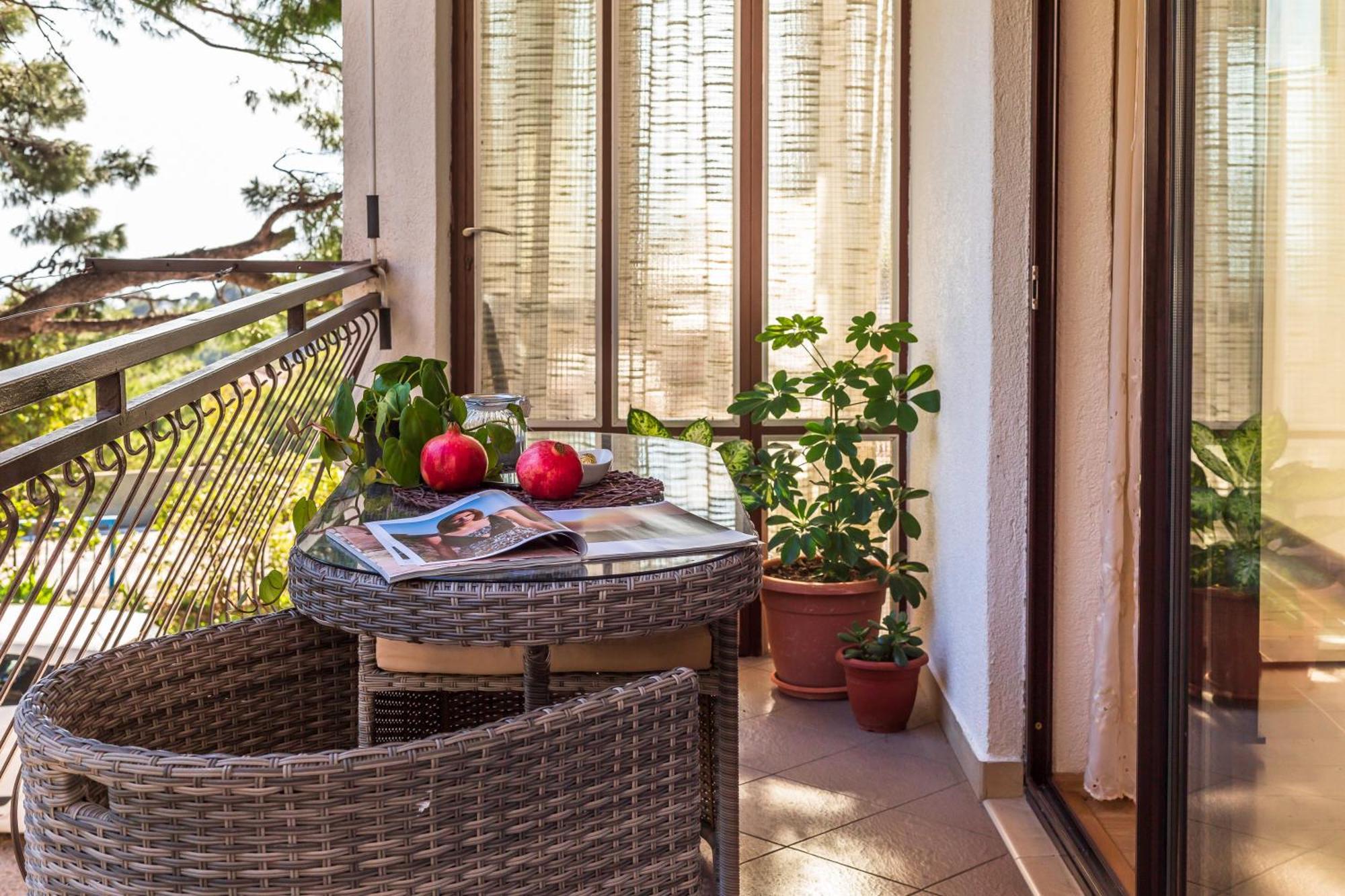 Apartmani Lovrenco Krvavica Bagian luar foto