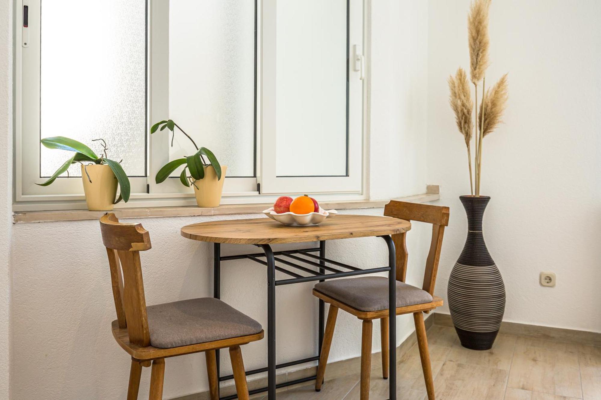 Apartmani Lovrenco Krvavica Bagian luar foto