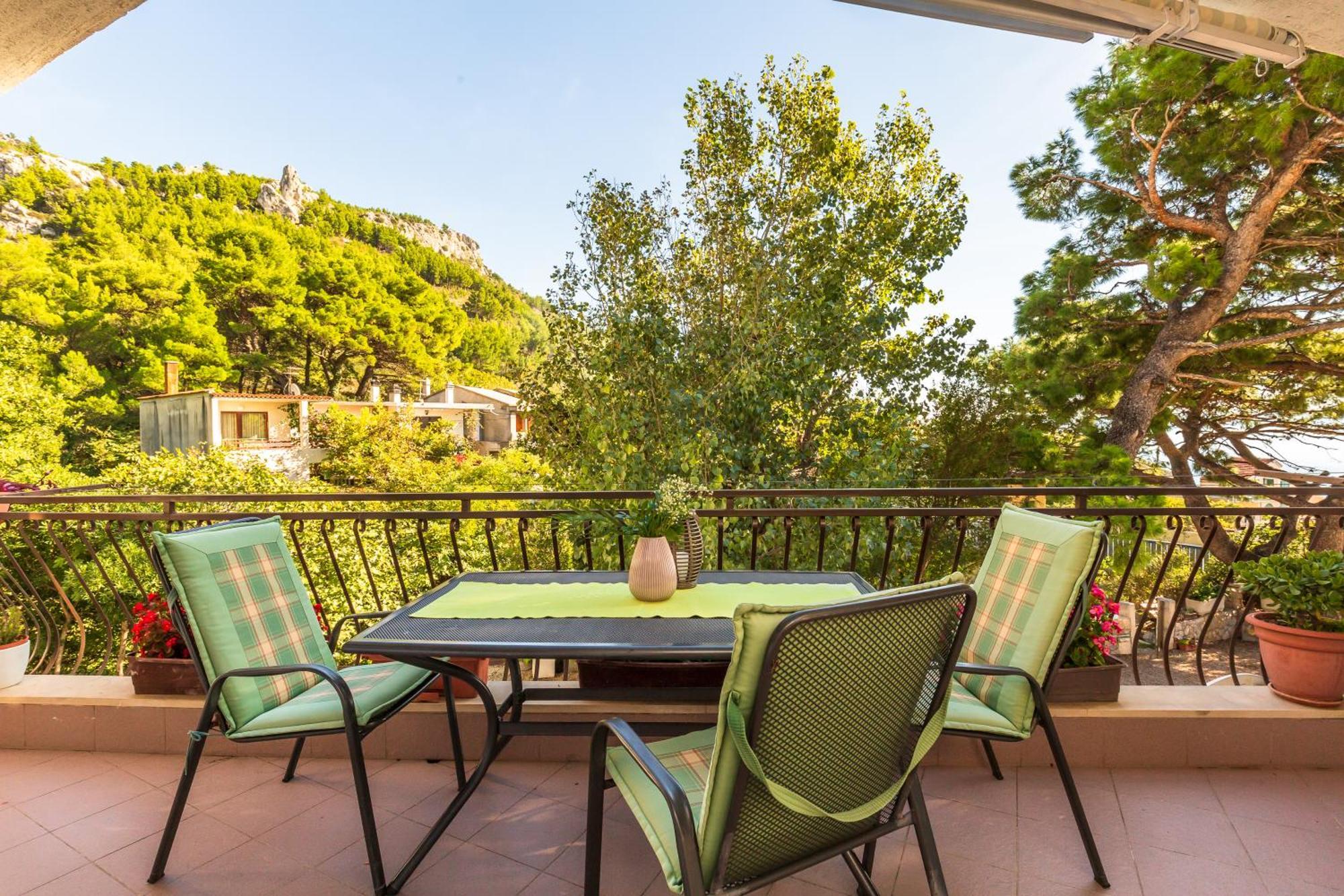 Apartmani Lovrenco Krvavica Bagian luar foto